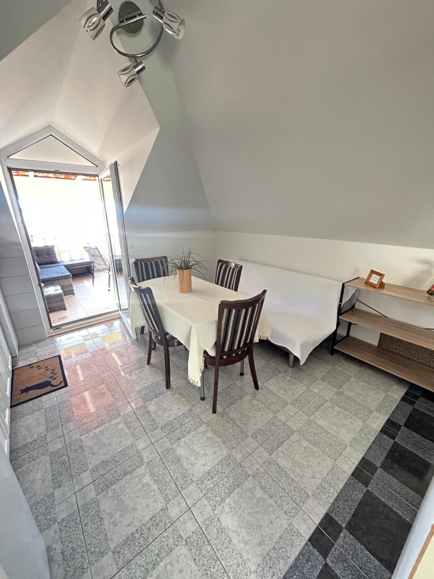 Apartments Sanda 2 Promajna Bagian luar foto